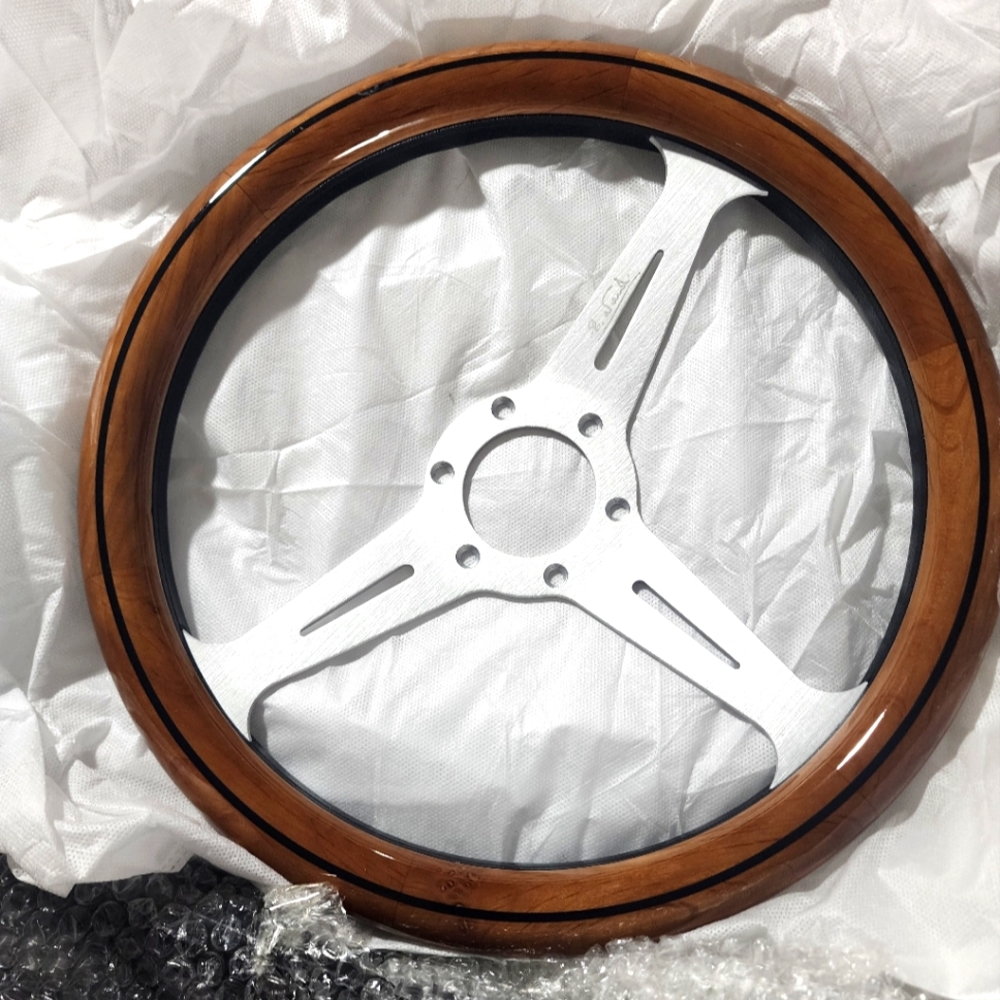 Steering wheel